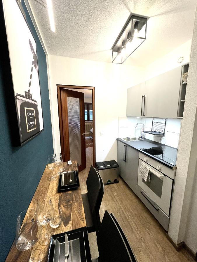 Boutique Apartment Am Bahnhof Friburgo em Brisgóvia Exterior foto
